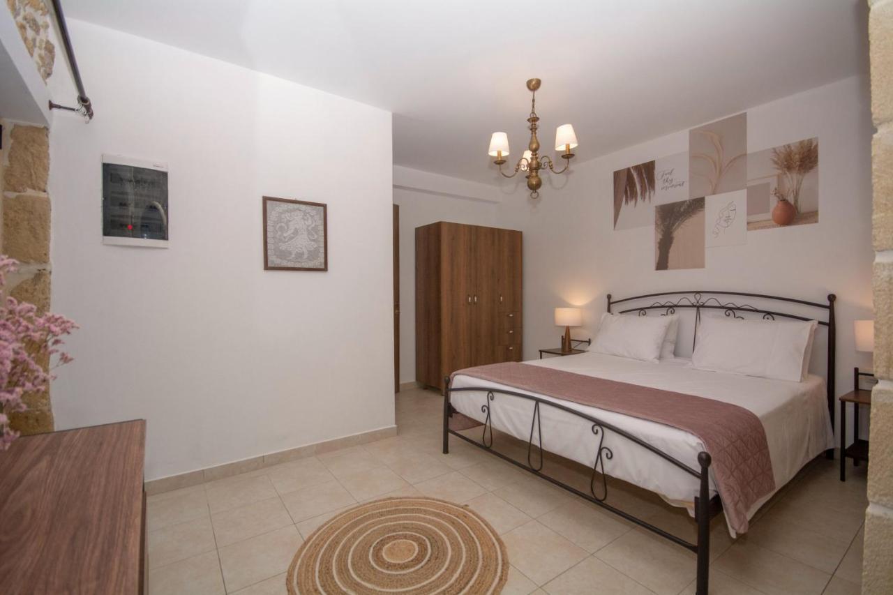 Pamelas House With Jacuzzi Kíssamos Zewnętrze zdjęcie