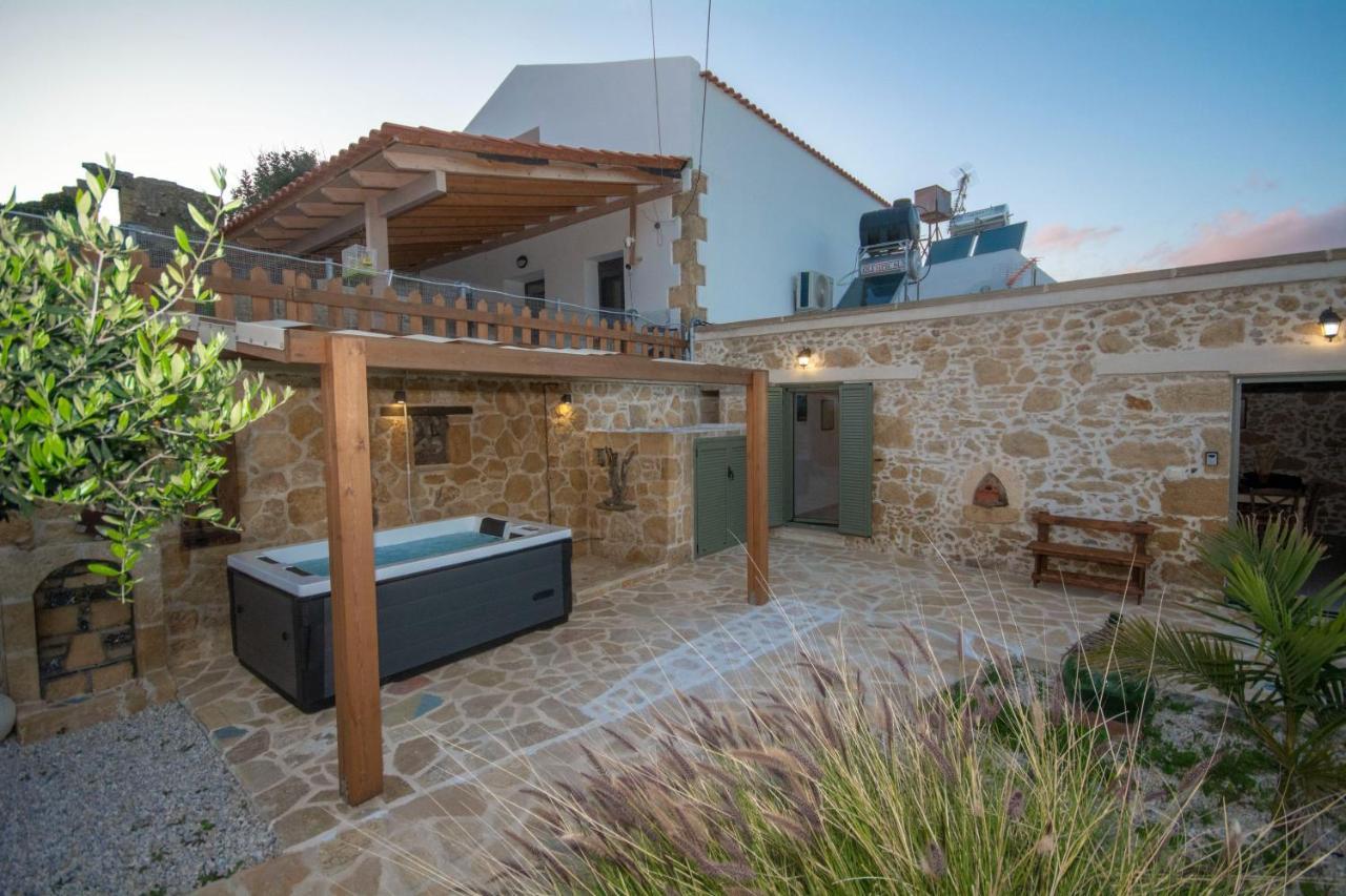 Pamelas House With Jacuzzi Kíssamos Zewnętrze zdjęcie